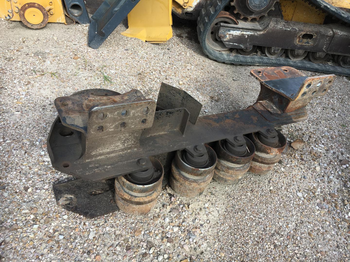 ./imagenes/INVOICE/2019/15040/MINICARGADOR  JOHN DEERE 333D (2).JPG